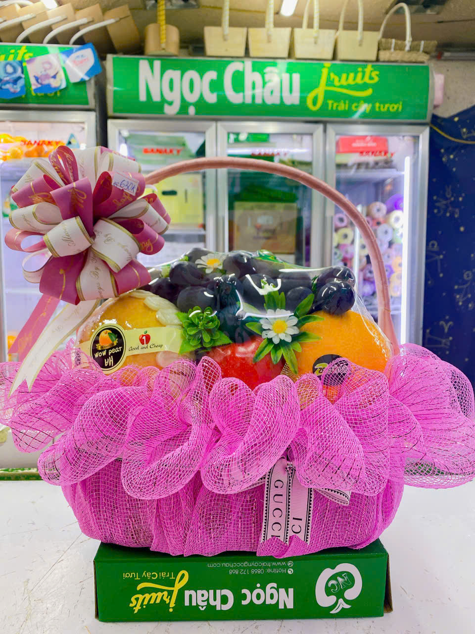 Giỏ hoa quả 20/11