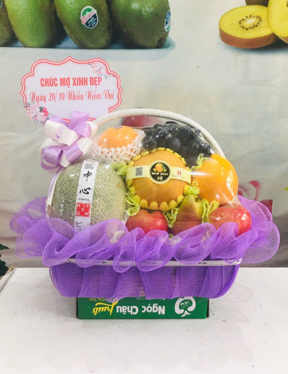 giỏ hoa quả 20/10 bán chạy nhất 2025