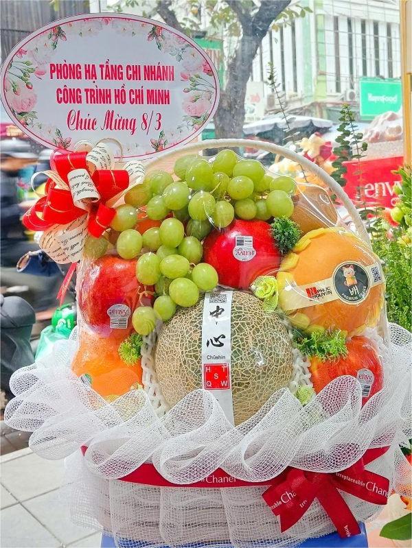 Giỏ hoa quả nhập khẩu
