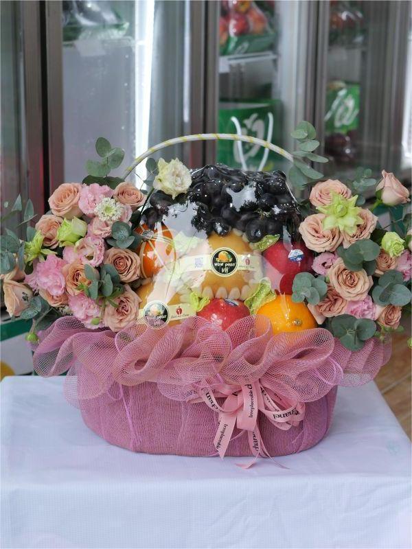 Giỏ hoa quả 20/10 chúc mừng ngày phụ nữ Việt Nam