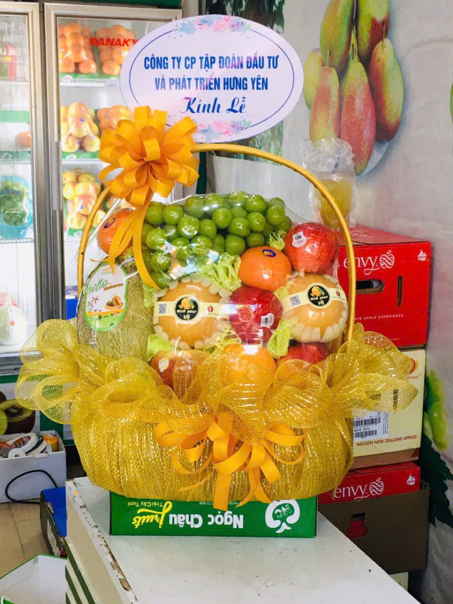 Giỏ trái cây nhập khẩu thắp hương