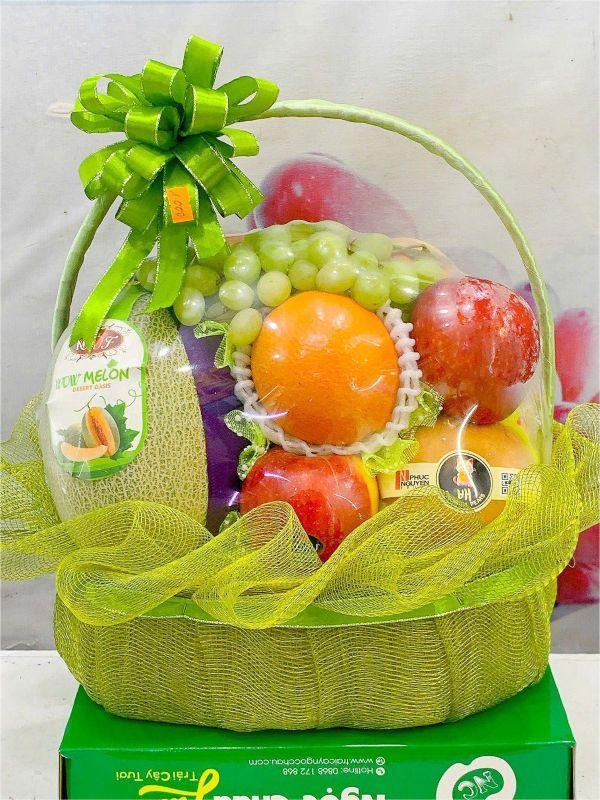 Giỏ hoa quả nhập khẩu