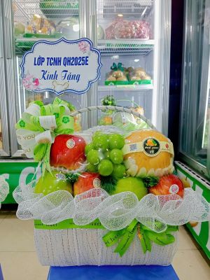 Giỏ hoa quả 20/11
