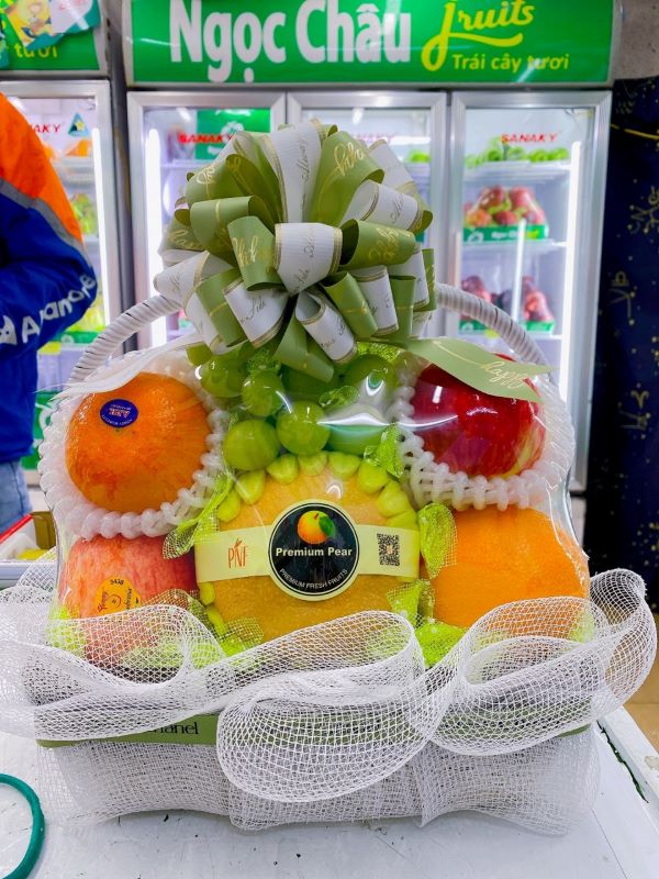 Giỏ hoa quả thắp hương tết Đoan Ngọ