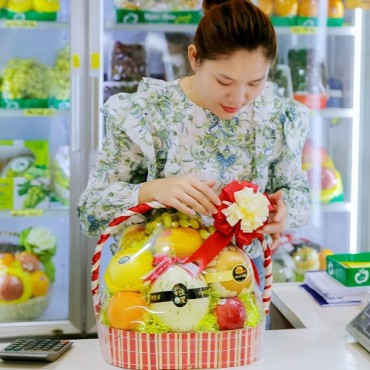 Giỏ hoa quả nhập khẩu Hào Nam