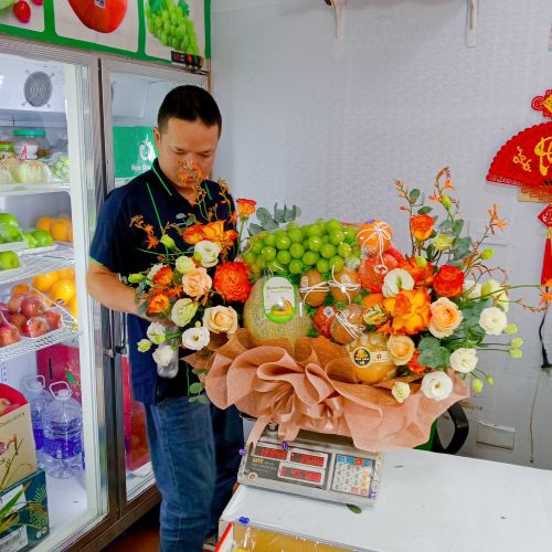 Trung thu 2025 mua giỏ hoa quả nào