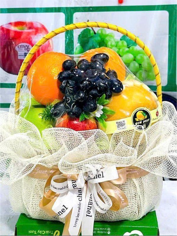 Giỏ hoa quả thắp hương tết Đoan Ngọ