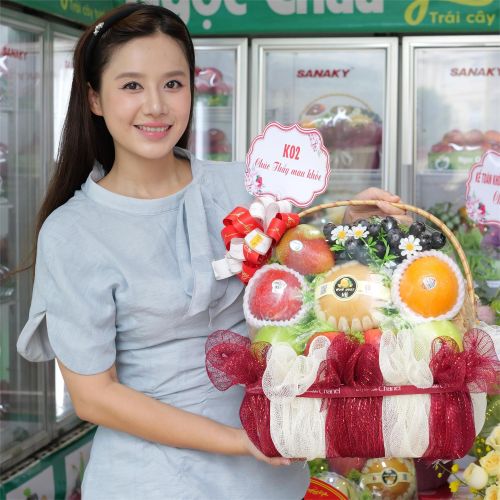 Trung thu 2025 mua giỏ hoa quả nào