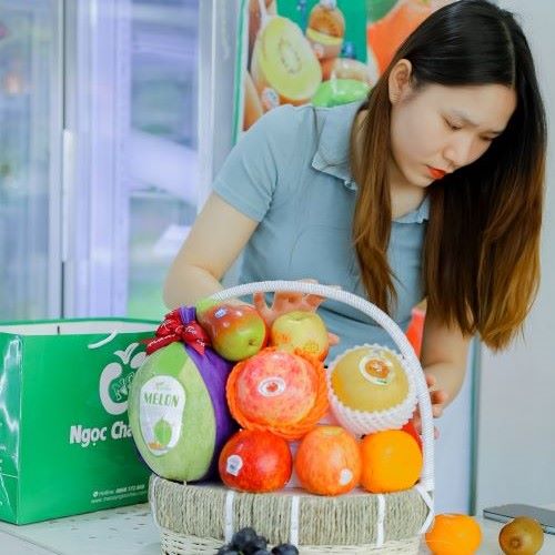 GIỎ HOA QUẢ THIẾT KẾ ĐẸP