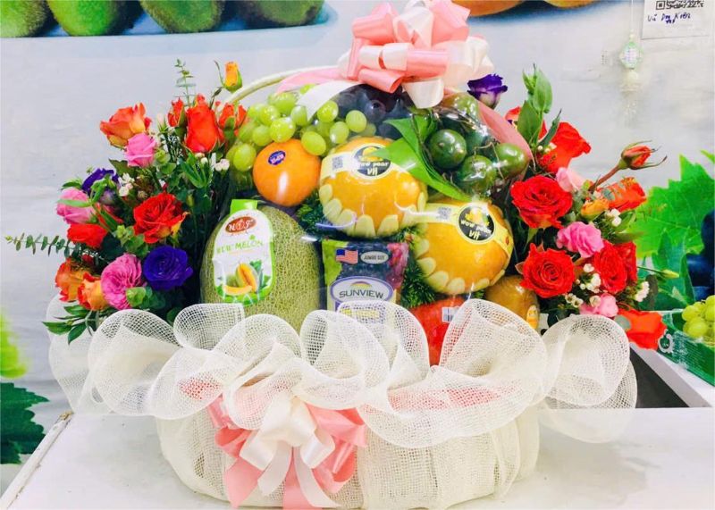 Giỏ hoa quả dạm ngõ