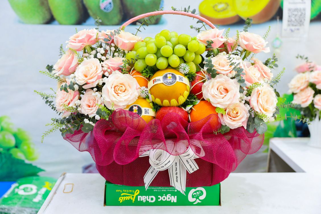 Giỏ trái cây 8/3 