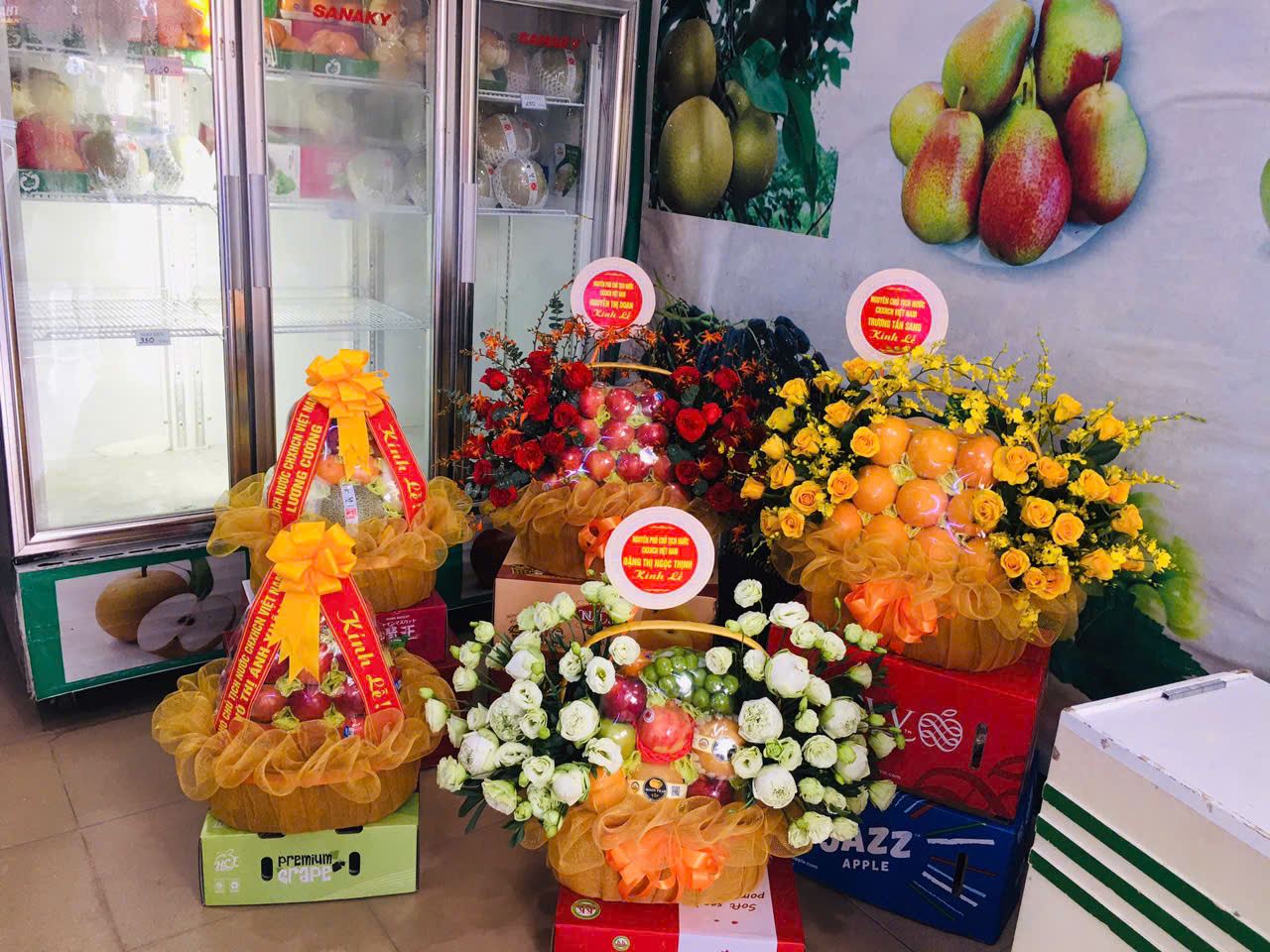 giỏ hoa quả thắp hương 2025