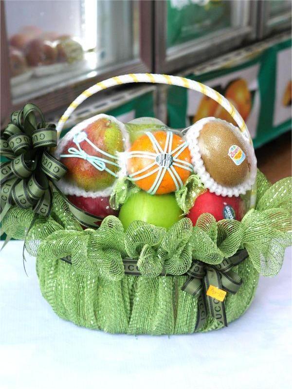 Trung thu 2025 mua giỏ hoa quả nào