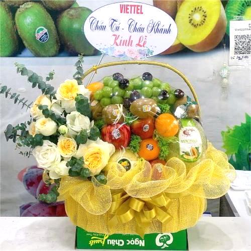 Giỏ hoa quả đi lễ