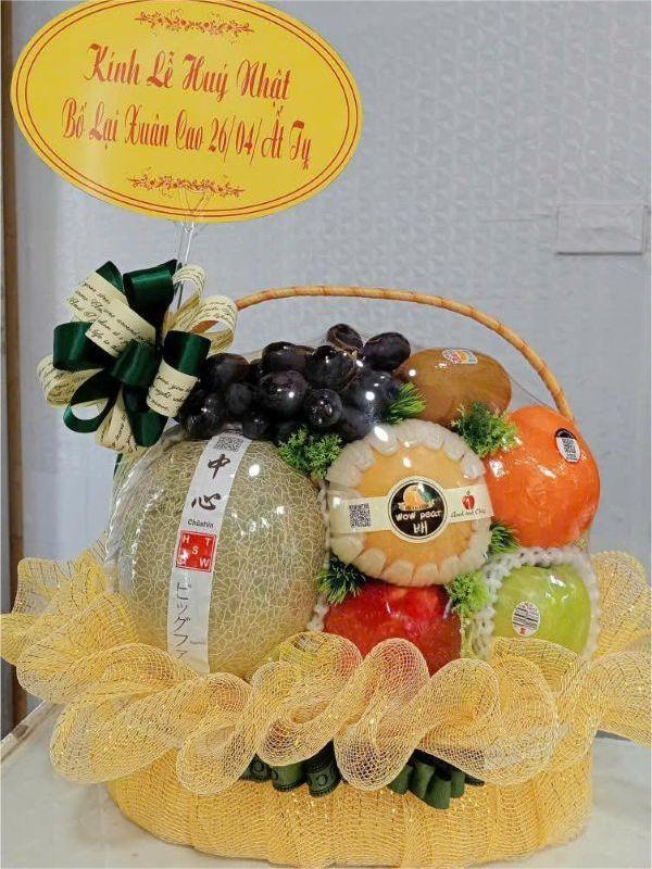Giỏ trái cây đi đám giỗ ghi gì