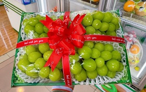 Mua giỏ hoa quả biếu tết tại Ngọc Châu fruits