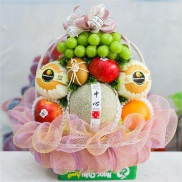 GIỎ TRÁI CÂY RA MẮT