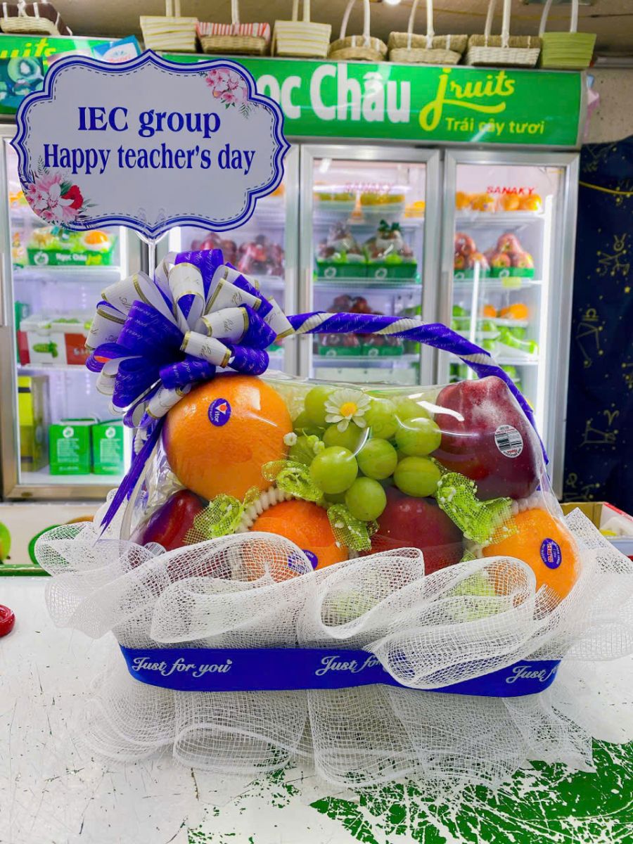 giỏ hoa quả tặng thầy cô giáo 20/11 năm 2025