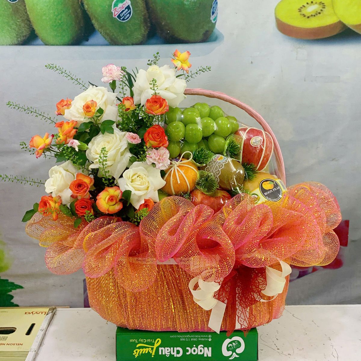 Giỏ hoa quả 20/11